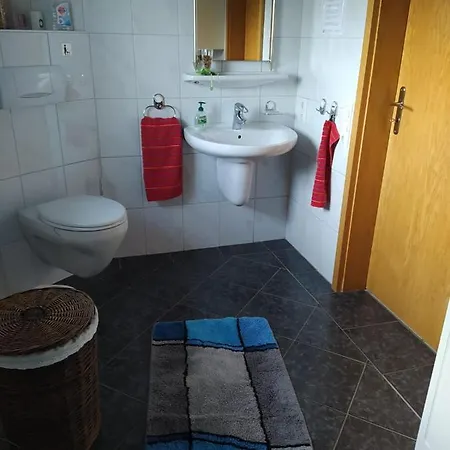 Ferienwohnung- Haus Anna *